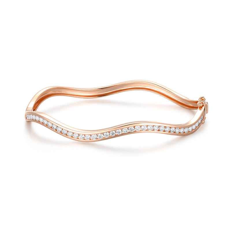 Round Brilliant Diamond Wave Bangle