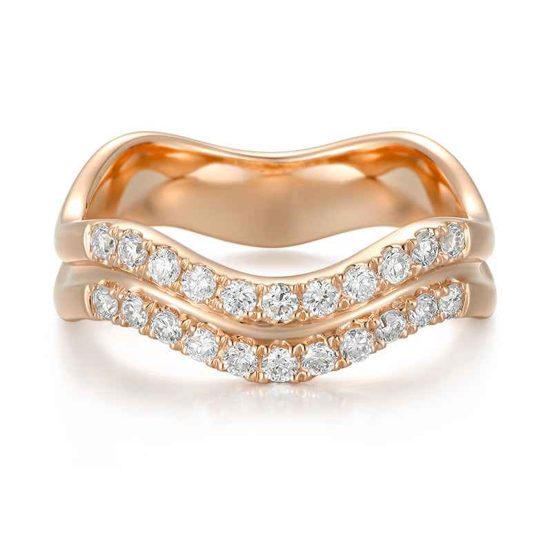Brilliant Cut Wavy Diamond Band