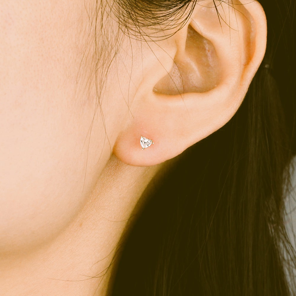   Classic Heart Cut Diamond Single Stud|  Classic Heart Cut Lab-grown diamond Single Stud| KindSpark Jewellery| Affordable jewellery for everyday wear
