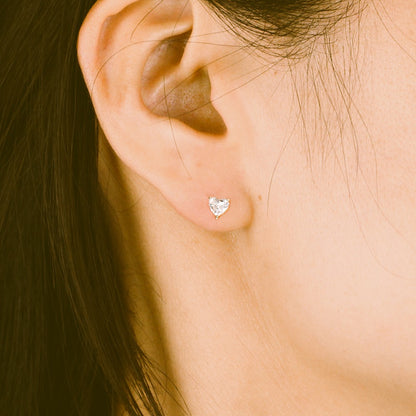   Classic Heart Cut Diamond Single Stud|  Classic Heart Cut Lab-grown diamond Single Stud| KindSpark Jewellery| Affordable jewellery for everyday wear
