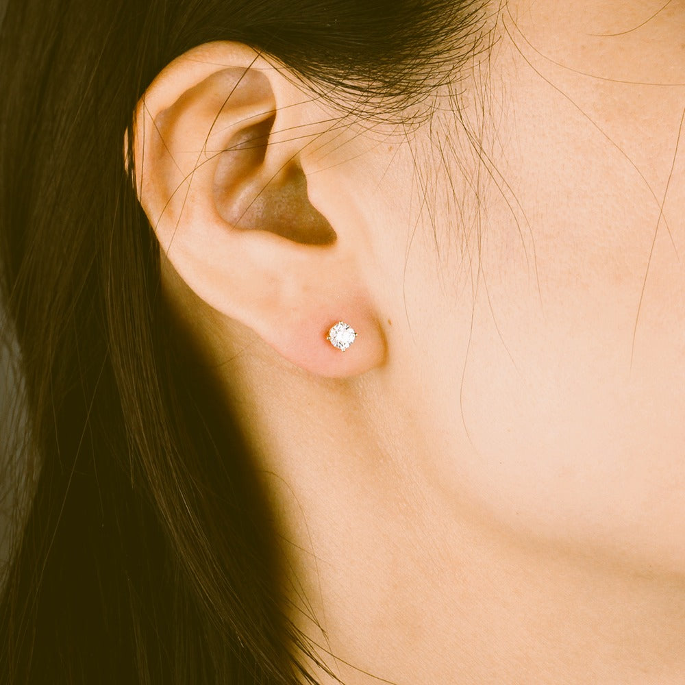   Classic Round Brilliant Diamond Stud Earrings|  Classic Round Brilliant Lab-grown diamond Stud Earrings| KindSpark Jewellery| Affordable jewellery for everyday wear
