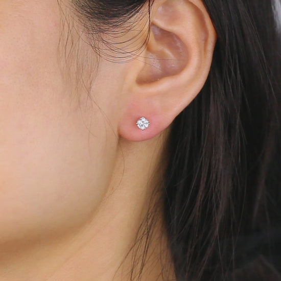   Classic Round Brilliant Diamond Stud Earrings|  Classic Round Brilliant Lab-grown diamond Stud Earrings| KindSpark Jewellery| Affordable jewellery for everyday wear
