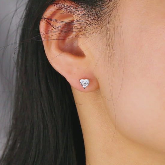   Classic Heart Cut Diamond Single Stud|  Classic Heart Cut Lab-grown diamond Single Stud| KindSpark Jewellery| Affordable jewellery for everyday wear
